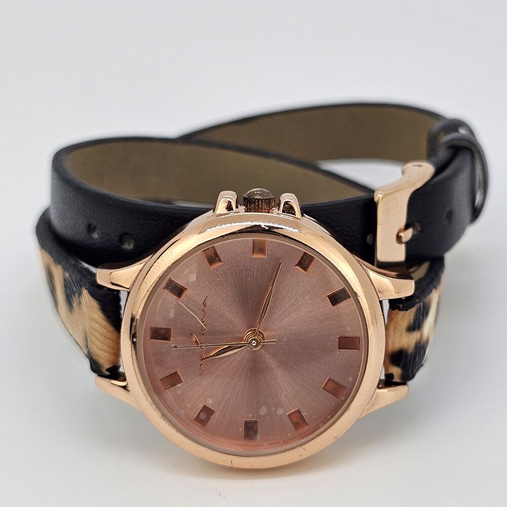 Via Nova Women's Watch 30MM‎ Gold Dial Animal Print Double Wrap Band New Battery